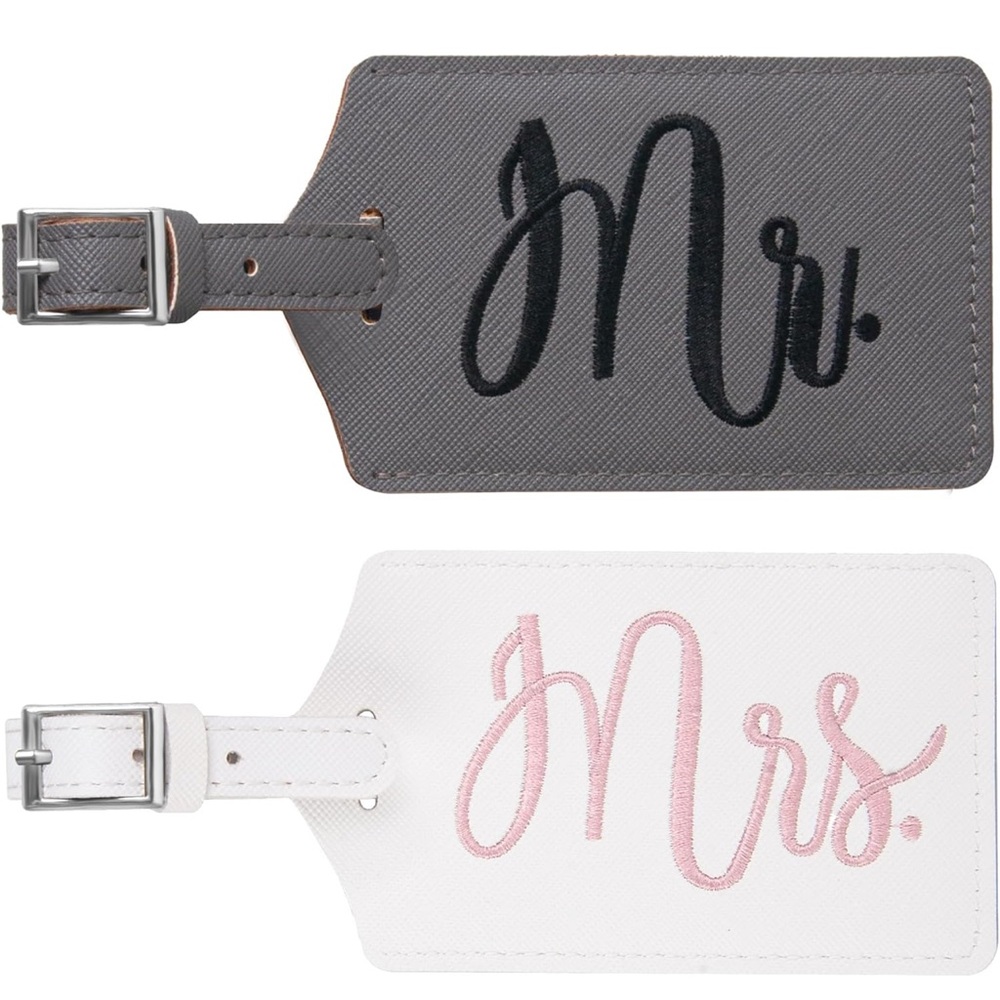 Gray and White Key & Card Holders Set